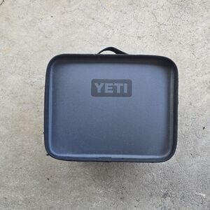 yeti daytrip lunch Box